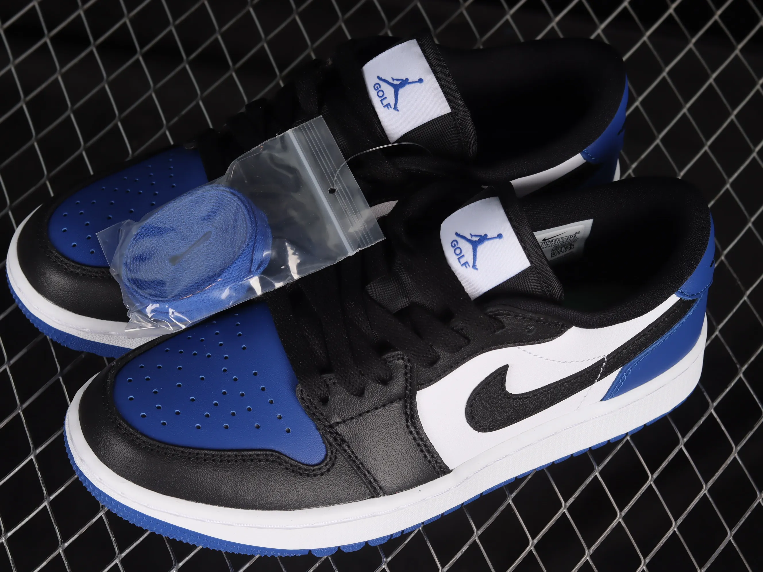 All categories Air Jordan Jordan series basketball shoes Air Jordan 1 Low G version pure original Air Jordan 1 Low Golf "Royal Toe" AJ1 Joe 1 new golf version black and blue toe DD9315-102